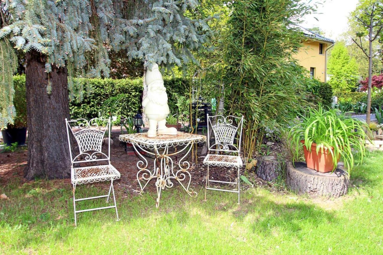 Вилла Semi-Detached House, Schonwalde Siedlung Schonwalde Экстерьер фото